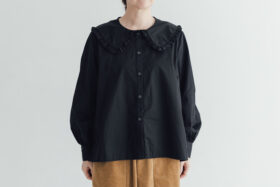 予約 R262 FRILLY COLLAR BLOUSE black 11月中〜11月末 1