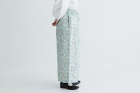 Khadi silk Embroidery Tuck Pants 2