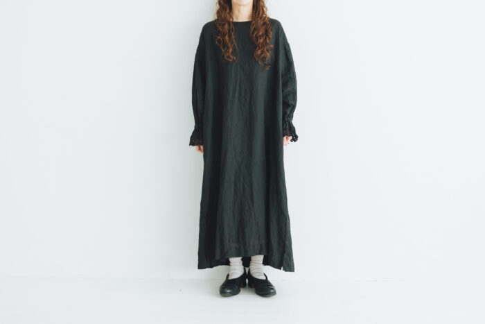 予約 G1022 ANTIQUE LACE SLEEVE ATELIER ONE PIECE noir 2月初〜2月中 1