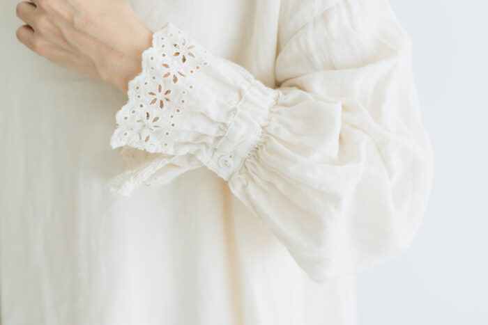 予約 G1022 ANTIQUE LACE SLEEVE ATELIER ONE PIECE royal white 2月初〜2月中 4