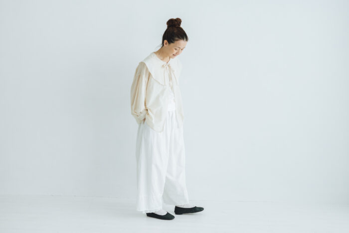 予約 R300 SHEER HAORI BLOUSE  ecru 4月末〜5月初 6