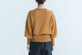 予約 G1034 GATHER SLEEVE KNIT PULL OVER camel 2月末〜3月初 3