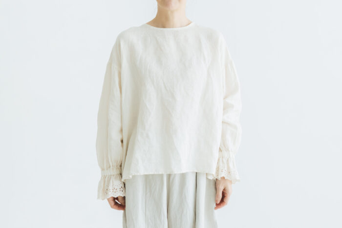 予約 G1024 ANTIQUE LACE SLEEVE ATELIER BLOUSE royal white 2月初〜2月中 1