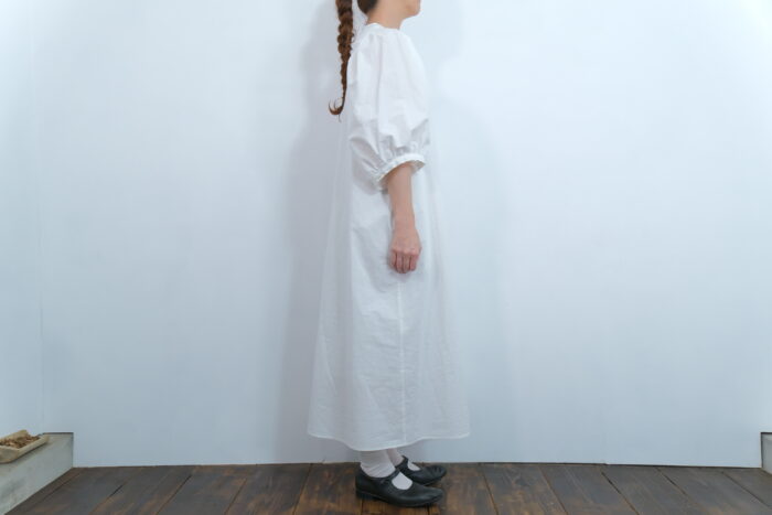 No.7485 BIG BALLOON SLEEVE DRESS  5-7月 2